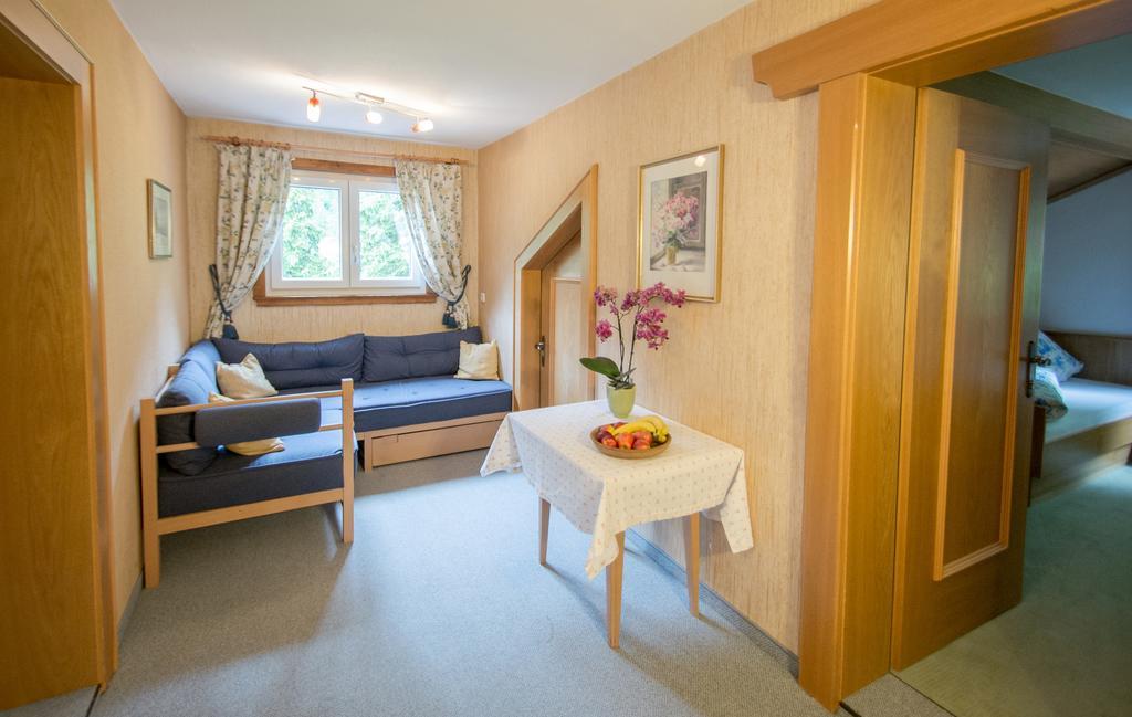 Ferienwohnung Pension Tirol Bichlbach Exterior photo